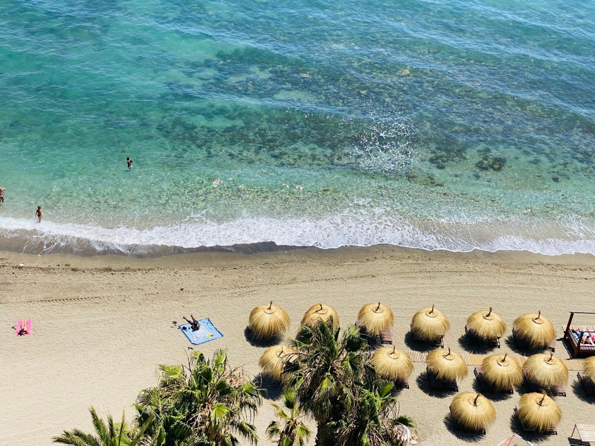 מארבלה Apartment On The First Line Of The Sea With A View And Free Parking מראה חיצוני תמונה