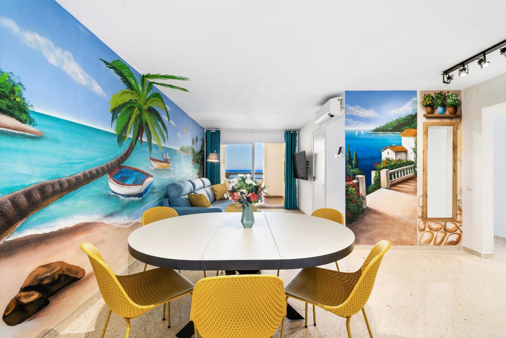מארבלה Apartment On The First Line Of The Sea With A View And Free Parking מראה חיצוני תמונה